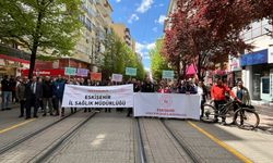Eskişehir'de Obeziteye Dikkat Çekmek İçin Yürüdüler