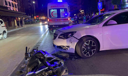 Eskişehir’de Otomobil İle Motosiklet Çarpıştı