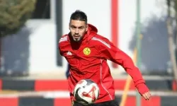 Kaan Baysal’dan Duygusal Veda: "Eskişehirspor Camiası Zor Zamanlarda Bile Dimdik Durur!"