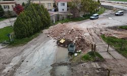 Eskişehir’de Yol Çalışması Mahalle Girişini Kapattı