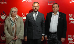 Zafer Partisi Eskişehir'de Yeni İsimlere Rozet Taktı
