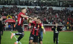 Eskişehirspor'un Gol Raportu Netleşti: Zirvede İki İsim, Kırılan Rekorlar ve Öne Çıkan Oyuncu İstatistikleri