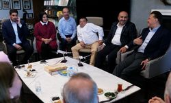 AK Parti Heyeti, Hac İbadetini Tamamlayan Hatipoğlu ile Buluştu