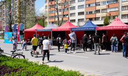 Atatürk Bulvarı'nda Arabasız Pazar Uygulaması