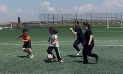 Beylikova’da Kızlara Ücretsiz Futbol Kursu Başladı