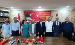 Çiftelerliler Derneği MHP’yi Ziyaret Etti