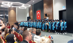 EOSB Teknik Kolej'de Mezuniyet Coşkusu Yaşandı