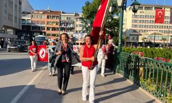 Eskişehir’de Cumhuriyet Kadınlarından Atatürk İçin Minnet Yürüyüşü