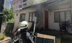 Eskişehir'de Müstakil Evin Çatısındaki Yangın Söndürüldü