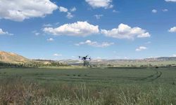 Eskişehir’de Tarlalar Dron Teknolojisiyle İlaçlandı