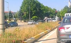 Eskişehir'de Yaya Geçidinde Zincirleme Kaza Kameraya Yansıdı