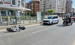 Kırmızı Işık İhlali Kazaya Neden Oldu: 2 Yaralı