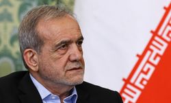 Pezeşkiyan: "Balistik füzelerle ilgili hiçbir müzakere yapılmadı ve yapılmayacak da"