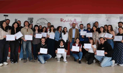Radyo A'da Sertifikalar Verildi