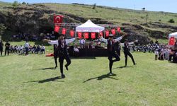 Şalvar Gecesi ve Bahar Şenliği Renkli Görüntülere Sahne Oldu