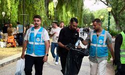 AK Gençlerden Kanlıkavak’ta Çevre Temizliği Etkinliği