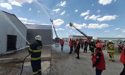 Büyükşehir İtfaiyesi 526 Yangın ve 558 Kurtarma Operasyonuna Koştu