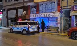 Binanın Camını Kıran Şüpheli Esnaftan Kaçamadı