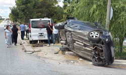 Eskişehir'de Dolmuş ile Otomobil Çarpıştı: 8 Yaralı