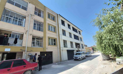 Eskişehir'de 3 Yaşındaki Çocuk 3. Kattan Düştü