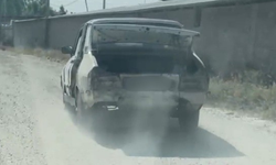 Eskişehir'de Gövdesi Dökülen Otomobil Şaşırttı