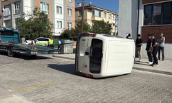 Eskişehir'de İki Hafif Ticari Araç Çarpıştı: 3 Yaralı