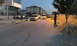Eskişehir'de Kız ve Erkek Tarafı Birbirine Girdi: 2 Yaralı