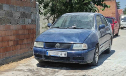 Eskişehir'de otomobilin elektrik aksamı yandı, facia önlendi