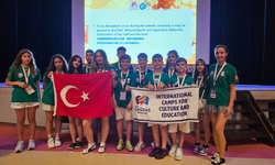 Eskişehirli Öğrenciler Japonya'da 12 Madalya Kazandı