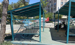 Hoşnudiye'de Bisiklet Park Yerleri Bakımsız Kaldı