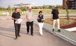 Kazım Kurt Kızılyer'deki park ve peyzaj çalışmalarını inceledi