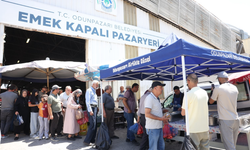Odunpazarı Belediyesi Vatandaşlara Aşure İkram Etti