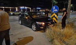 Eskişehir’de Otomobil ile Taksi Çarpıştı