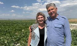 Toprakta ezber bozan genç kadın, babasının en büyük desteği oldu