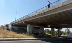 Üst Geçide Çıkan Şahıs Nedeniyle Yol Kapatıldı