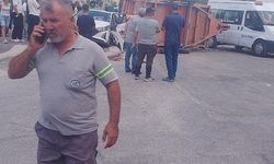 Eskişehir'de Otomobil ile Silindir Çarpıştı