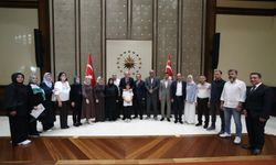 Erdoğan, Kahramanmaraşlı Öğrenci Ailelerini Kabul Etti