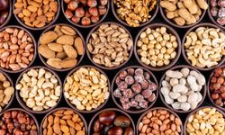 Kuruyemişlerin Cilt Faydaları Sizi Şaşırtabilir! Hangi Kuruyemiş Hangi Cilt Sorununa İyidir?