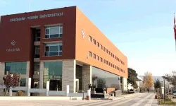 ESTÜ 26 Nisan’da Pilotları ve Fikir Sahiplerini Unutmadı