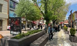 Eskişehir’de Bahar Hareketliliği: Hamamyolu Caddesi Yeniden Canlandı