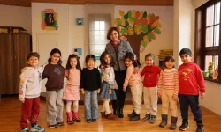 Ayşe Ünlüce Çocuk Sanat Şenliği'ni Ziyaret Etti