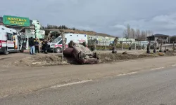 Eskişehir’de Yağış Sonrası Takla Atan Otomobilde 3 Kişi Kurtuldu