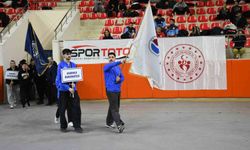 Anadolu Üniversitesi Öğrencilerinden Kick Boksta Madalya Gururu