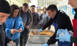 Odunpazarı Belediyesi’nden Berat Kandili’nde Helva İkramı