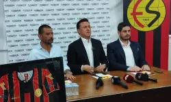 Eskişehirspor, 2 Yeni Oyuncuyla Sözleşme İmzaladı