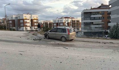 Arkadan Çarpma Zincirleme Kazaya Yol Açtı: 6 Yaralı
