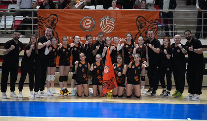 Eskişehir'in Namağlup Şampiyonu Anadolu Kolej Eczacıbaşı