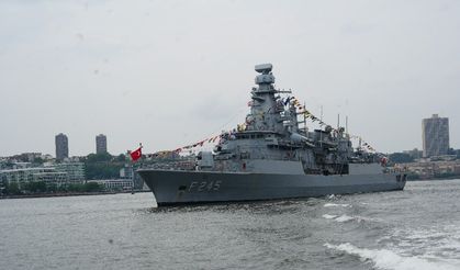 Türk Bayrağı Atlantik’te Gururla Dalgalandı