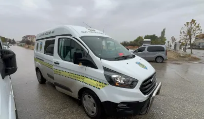 Eskişehir'de Çaldığı Otomobille Polisten Yarım Saat Kaçtı