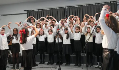 Tepebaşı’nda Minik Seslerden Cumhuriyet Marşları Yankılandı